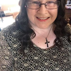 Meet your Posher, Christy